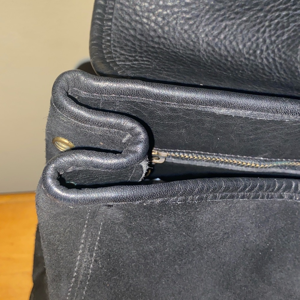 Coach Vintage 1996 Berkeley Convertible Black Suede & Leather Backpack - Picture 3 of 16